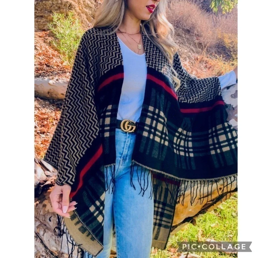 Warm n Cozy Ruana Wrap - Picture 1 of 6